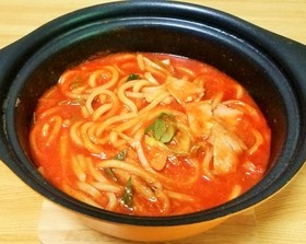 洋風トマトチーズ煮込みうどん