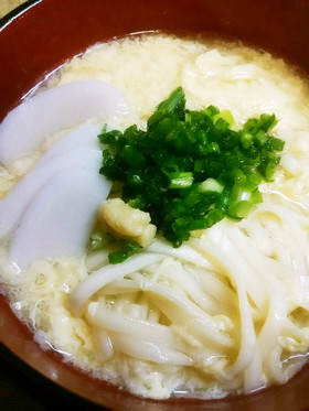 体も心もポカポカ！ふわふわかき玉うどん♪