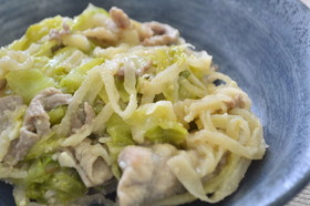 豚バラ肉と春キャベツのマヨネーズ炒め