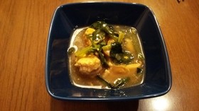 ほうれん草と鶏団子の煮物