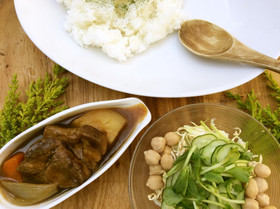 コーヒーでコクと焦げの香り!おうちカレー