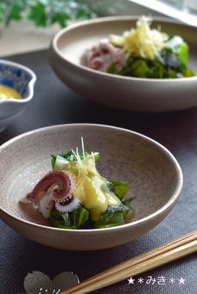 新芽わかめとイカのぬた