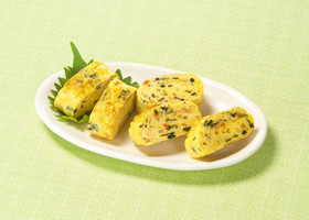 見た目華やか！混ぜ込み卵焼き