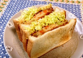 ☆簡単・美味☆春キャベツのコロッケサンド