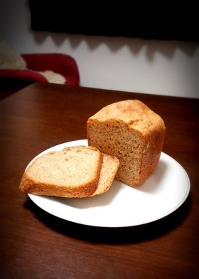 ホームベーカリにおまかせ！全粒粉食パン