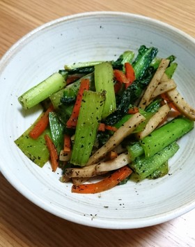 小松菜エリンギ人参のごま炒め★