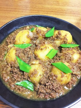 カレー風味の肉じゃが