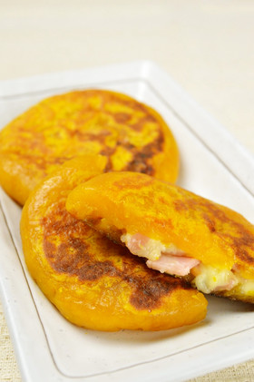 チーズベーコン入り かぼちゃもち