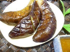 おばあちゃんの田舎の焼きナス