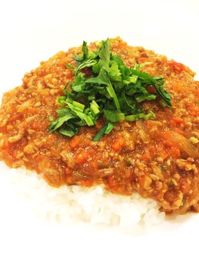 子供も大好き！野菜たっぷりキーマカレー