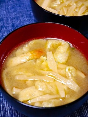 簡単！タケノコと油揚げのお味噌汁
