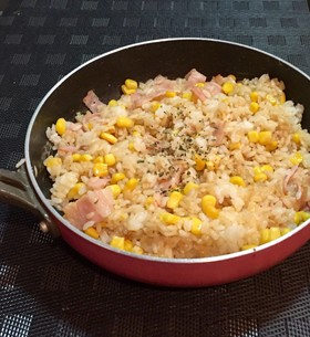 ペッパーランチ風ベーコンコーンチャーハン