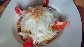 ランチに「新玉ねぎの冷やし中華」