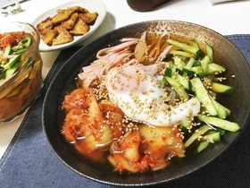 ピリ辛♪　キムチ冷麺