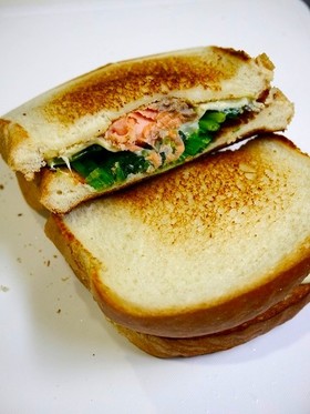 簡単！銀鮭のほうれん草サンド