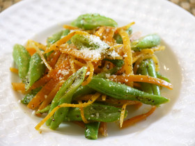 お弁当に♪いんげんと人参の粉チーズ和え♡