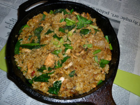 キャプスキでサーモンたっぷりのポパイ炒飯