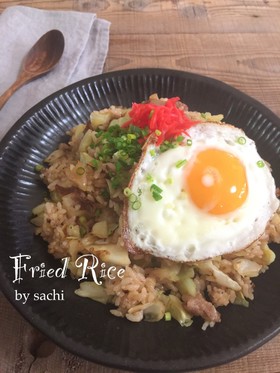 豚肉とキャベツの焼肉チャーハン