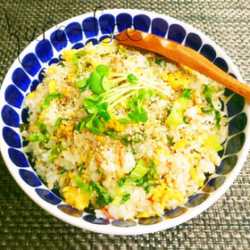 パスタソースで絶品♡エビ塩アジアン炒飯