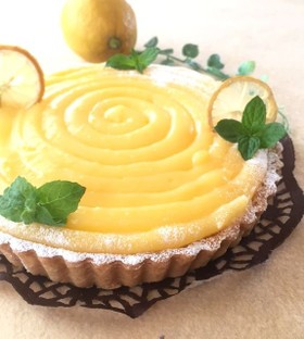 レモンカードとチーズのタルト