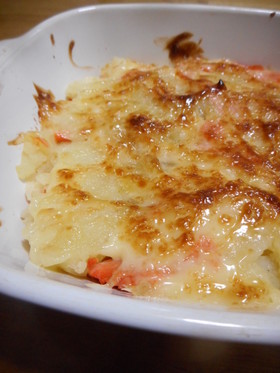 鮭とじゃが芋のマヨグラタン