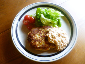 鶏ハンバーグ♡春色タルタルソース♪