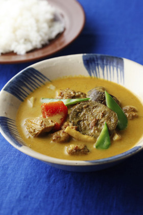 鶏肉と野菜のタイ風カレー