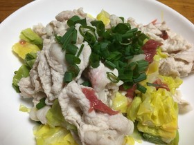 キャベツと豚の梅和え