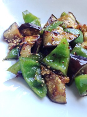 ピリ辛旨い☆茄子とピーマンのきんぴら味