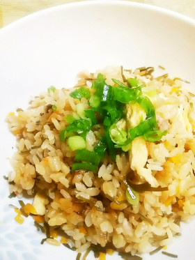 簡単！豚こま肉DE沖縄風炊き込みご飯♪