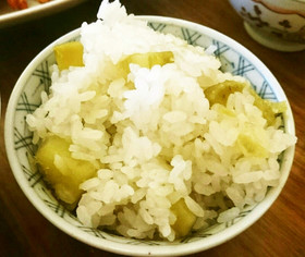 旦那喜ぶご飯5☆簡単すぎるサツマイモご飯