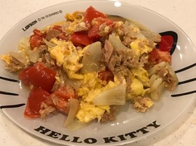 シーチキンとトマトのふわとろ玉子炒め！