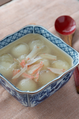 とうがんとカニカマの中華スープ
