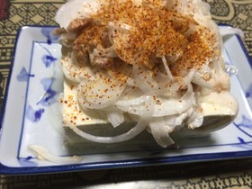 簡単☆新たまねぎとシーチキンの地獄冷奴